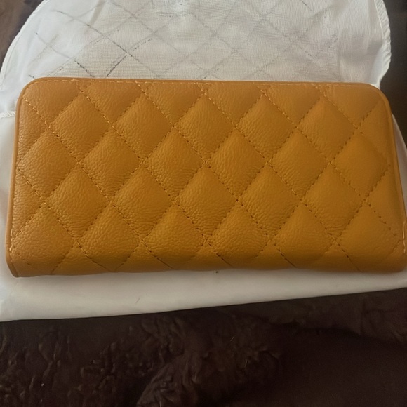 Wallet - Picture 3 of 6